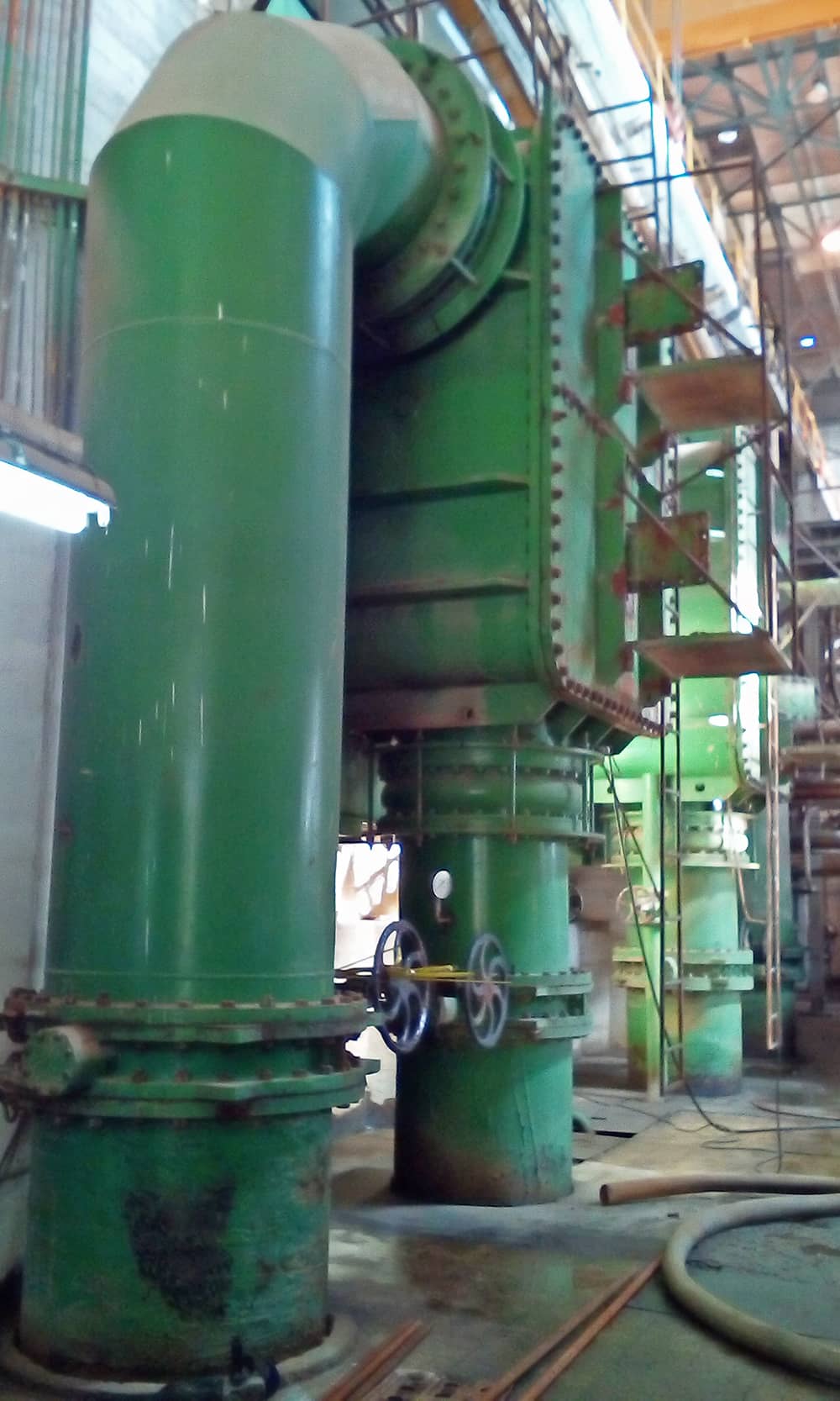 کندانسور نیروگاه شهید مدحج