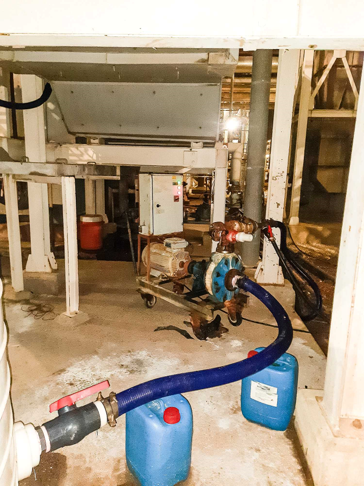 سیستم گردش محلول شستشوی شیمیایی بویلر سیستم گردش محلول شستشوی شیمیایی بویلر با استفاده از پمپ های مخزن